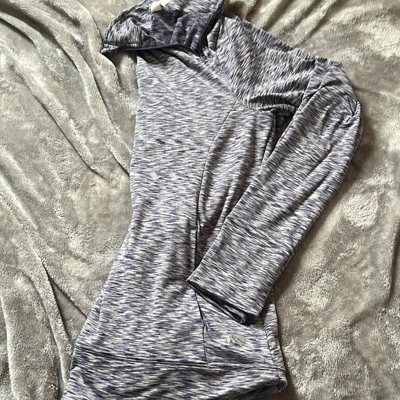 Marika long sleeved athletic mockneck top - Picture 5 of 5